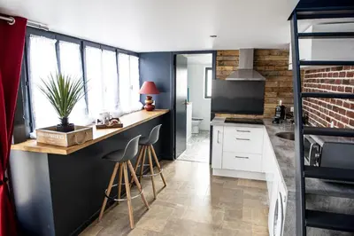 Cuisine ou kitchenette dans l'établissement Le cottage du clos des Forges