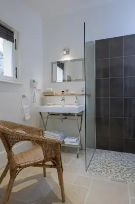 Salle de bains dans l'établissement Les Buis de Boscherville Gite