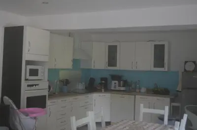 Cuisine ou kitchenette dans l'établissement Chez Vonette