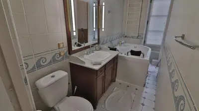 Salle de bains dans l'établissement Chateau du boulay morin