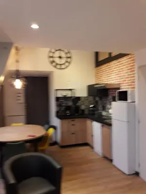 Cuisine ou kitchenette dans l'établissement appartement 1ere étage dans maison individuelle