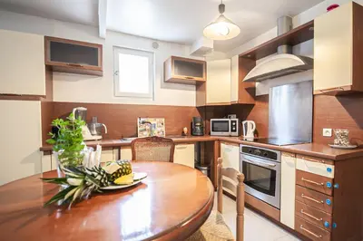 Cuisine ou kitchenette dans l'établissement Appartement 3pieces