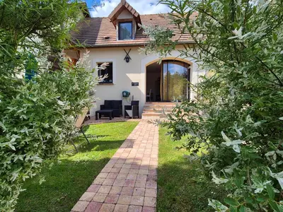 Jardin de l'établissement L'Abaca 23