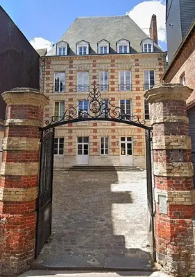 Plan de l'établissement Studio Louis XIII