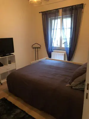 Un ou plusieurs lits dans un hébergement de l'établissement Chambre privée Triel-sur-Seine
