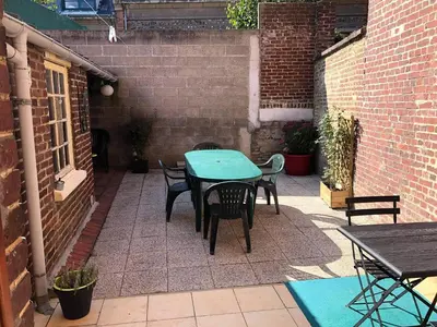 Balcon ou terrasse dans l'établissement La Parenthèse - maison Tréportaise avec cour fermée