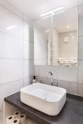 Salle de bains dans l'établissement Les studios de la faisanderie