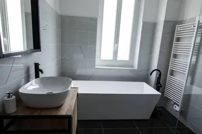 Salle de bains dans l'établissement Spa, Arcade & Casino Votre Cocon Privé pour 2 pers