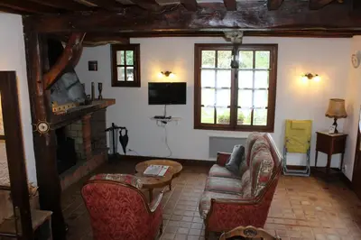 Coin salon dans l'établissement Maison entière la longe'yeres