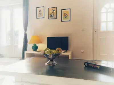 Télévision ou salle de divertissement dans l'établissement Stableyard cottages