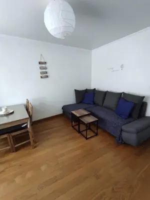 Coin salon dans l'établissement Appartement charmant à Vernon tout près de Giverny