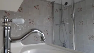 Salle de bains dans l'établissement Château d'Aigneville