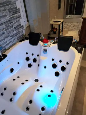 Plan de l'établissement Chambre meublée indépendante, jacuzzi dans la chambre à 60110 Amblainville près de Paris