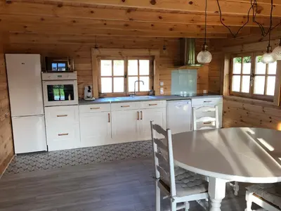 Cuisine ou kitchenette dans l'établissement Le Chalet Caux-Marin