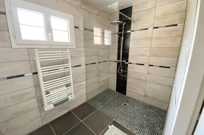 Salle de bains dans l'établissement La Grange