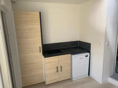 Cuisine ou kitchenette dans l'établissement Maison La perle du Tréport 2 étoiles avec cour à 5 mns à pied la plage