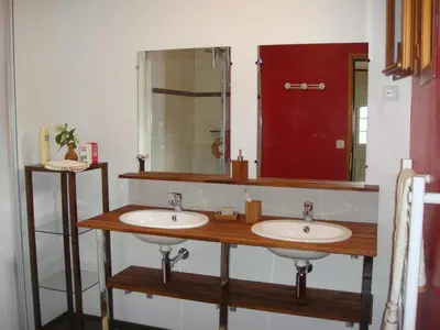 Salle de bains dans l'établissement les coquelicots