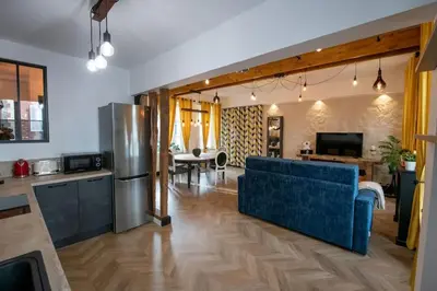 Cuisine ou kitchenette dans l'établissement La Suite de Chantilly - Appartement de 80m2 avec Jacuzzi privé !