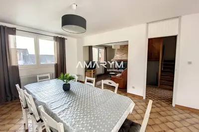Coin salon dans l'établissement MD 52 - Élégante Maison avec Terrasse
