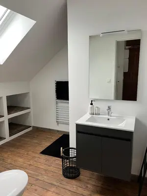 Salle de bains dans l'établissement LA CABANE