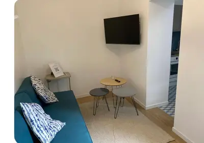 Télévision ou salle de divertissement dans l'établissement appartements proche gare