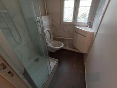 Salle de bains dans l'établissement Beautiful appartement, 20 min to Champs-Elysées