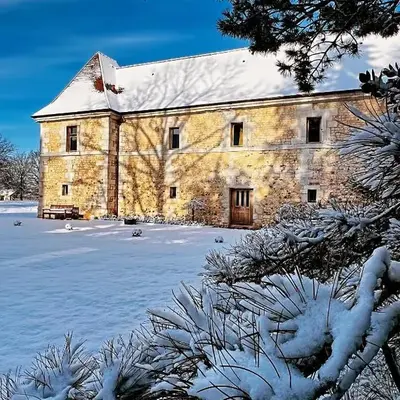 LA MOTTE FÉODALE luxury medieval MANOR rated 5 stars in Normandy