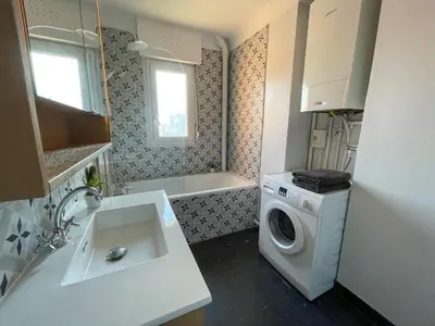 Cuisine ou kitchenette dans l'établissement Cinéma & Disney avec Balcon & Parking en Hyper Centre