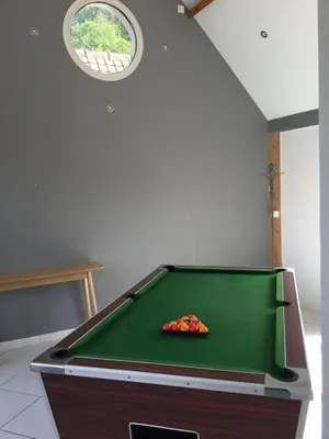 Billard dans l'établissement Maison Bord de Mer