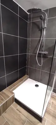 Salle de bains dans l'établissement Grand LOFT à Poissy