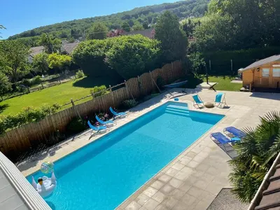 Piscine de l'établissement L'Annexe- guest house avec piscine studio avec coin chambre ou située à proximité
