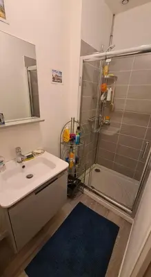 Salle de bains dans l'établissement Le Dieppois BY HOLIDIEPPE