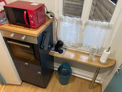 Cuisine ou kitchenette dans l'établissement Gite du Port