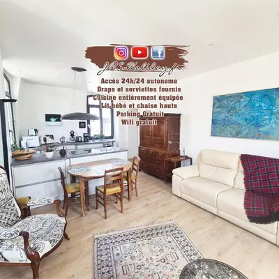 Cuisine ou kitchenette dans l'établissement Le Phare Dieppois by JPS Holiday - Chaleureux appartement au cœur de Dieppe