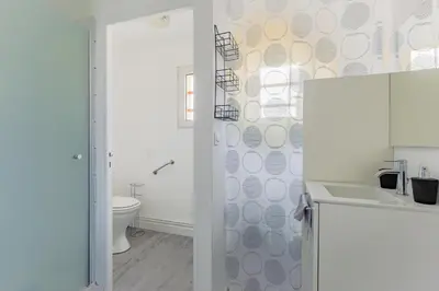 Salle de bains dans l'établissement Le Vexin