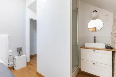 Salle de bains dans l'établissement Le petit Saint Léger