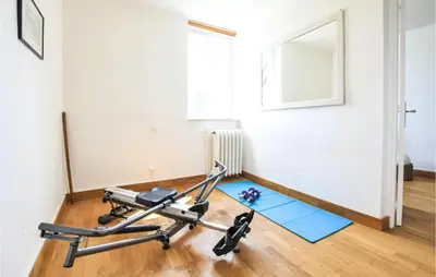 Salle ou équipements de sports de l'établissement Pet Friendly Home In Le Mesnil-Esnard