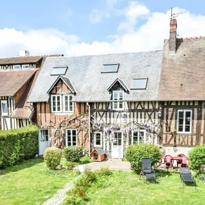 Pet Friendly Home In Le Mesnil-Esnard