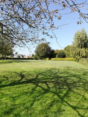 Jardin de l'établissement Le gîte de Vascœuil