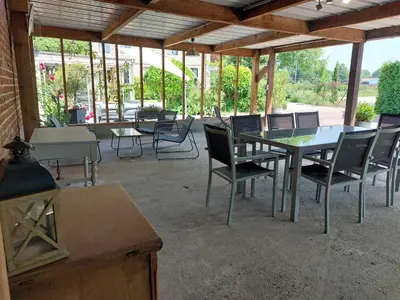 Restaurant ou autre lieu de restauration dans l'établissement LES JACQUEMARTS NORMANDS Maison d'hôtes - Guesthouse