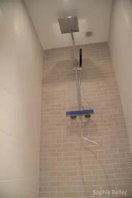 Salle de bains dans l'établissement L'Hostellerie d'Acquigny