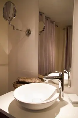 Salle de bains dans l'établissement L'Hostellerie d'Acquigny