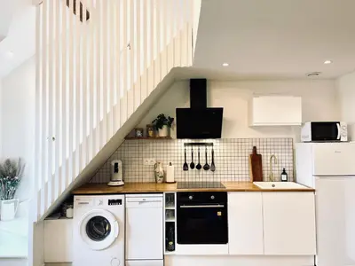 Cuisine ou kitchenette dans l'établissement L'École Buissonnière - Dieppe centre-ville