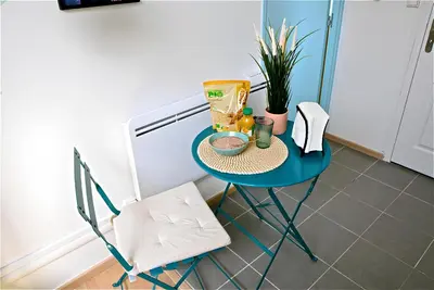 Plan de l'établissement 400m gare&centre ville, sèche linge, local vélo