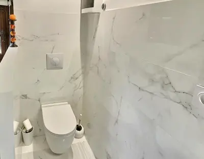 Salle de bains dans l'établissement Le petit Aventin