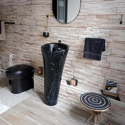 Salle de bains dans l'établissement Chambre d'hôte dans manoir près du Tréport et Mers-les-Bains