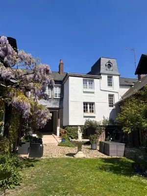 Jardin de l'établissement Chambre d'hôtes au manoir proche mer