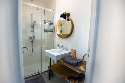 Salle de bains dans l'établissement Le Terrazzo - appartement lumineux centre Eu