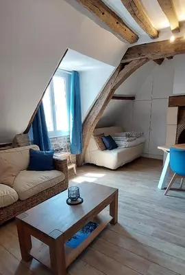Coin salon dans l'établissement La Goélette - Entre Port & Plage - Cosy