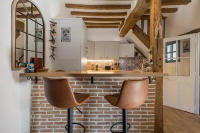 Cuisine ou kitchenette dans l'établissement La Goélette - Entre Port & Plage - Cosy